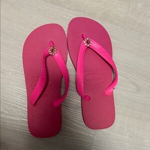 Havaianas Women's Vibrant Pink Sandals